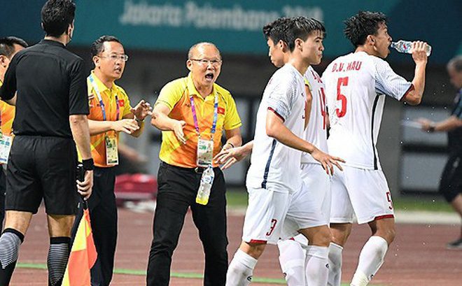 Báo châu Á: “Malaysia và Thái Lan mạnh thật đấy, nhưng người vô địch AFF Cup sẽ là Việt Nam”