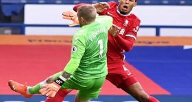Bóng đá quốc tế 19/10: Van Dijk đứt dây chằng chéo trước