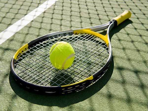 Cách chọn vợt tennis cho người mới bắt đầu