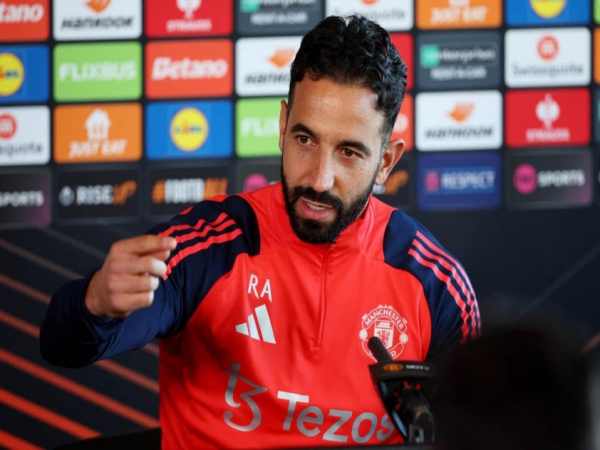 Bóng đá QT: CLB Manchester United lục đục nội bộ