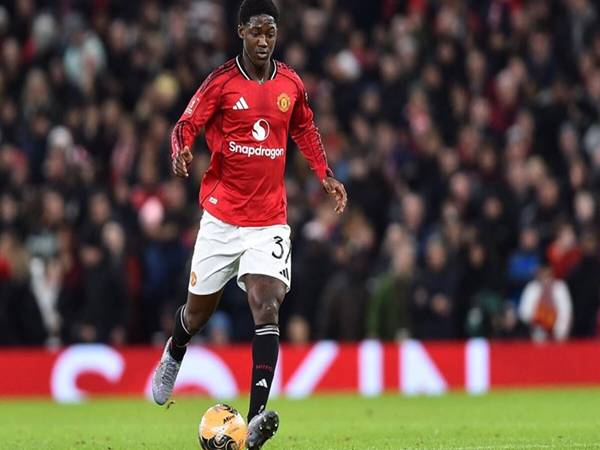 Những trận đấu đáng nhớ nhất của Kobbie Mainoo