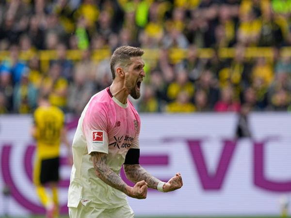 Dortmund nỗ lực nhưng bất lực