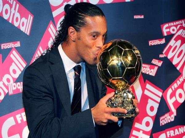 Những thành tích nổi bật Ronaldinho từng giành được
